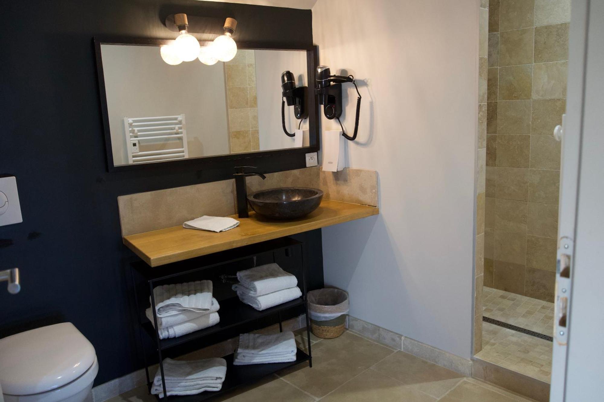 Appartements Domaine Gueguen Chablis Room photo