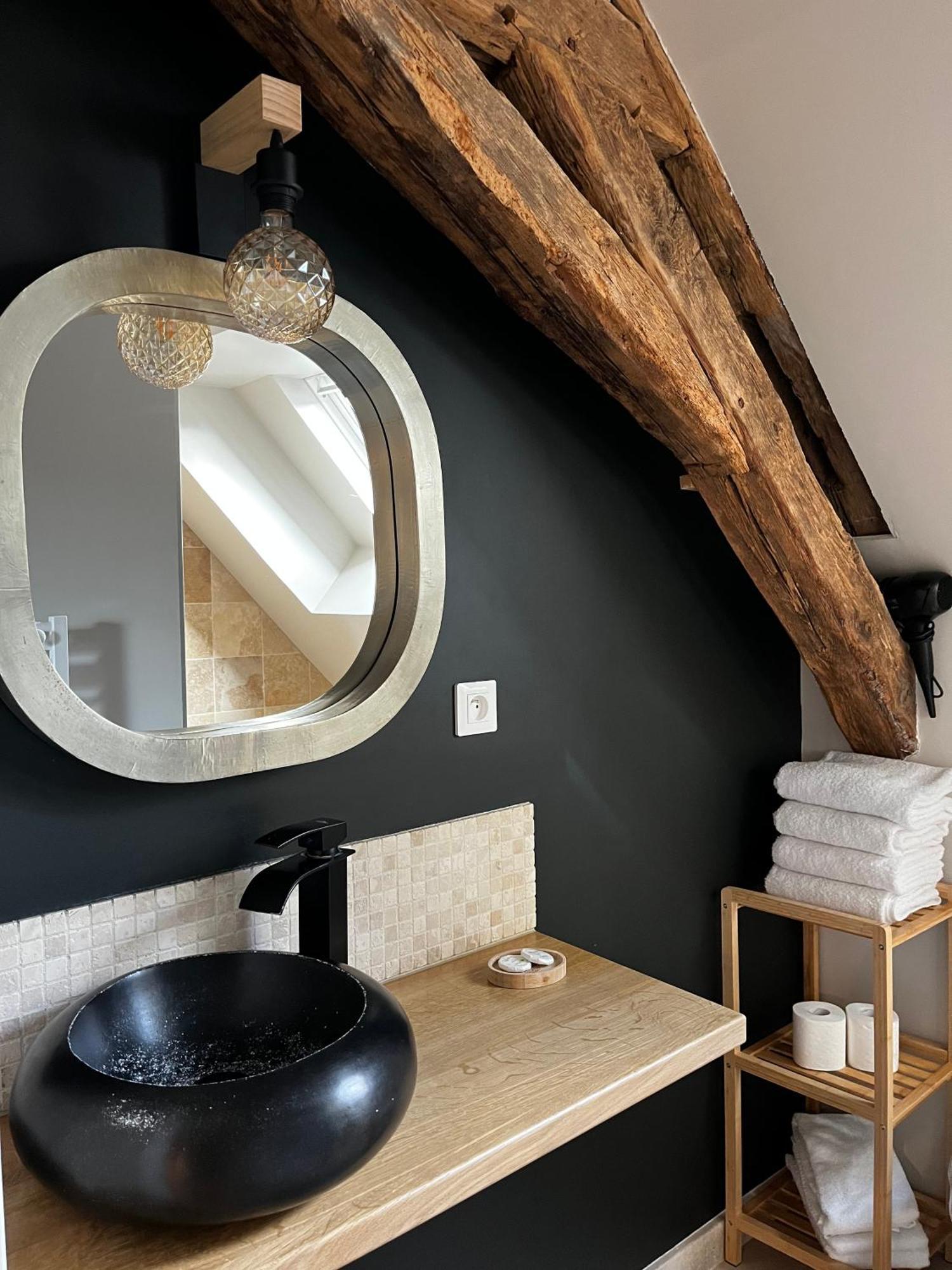 Appartements Domaine Gueguen Chablis Room photo